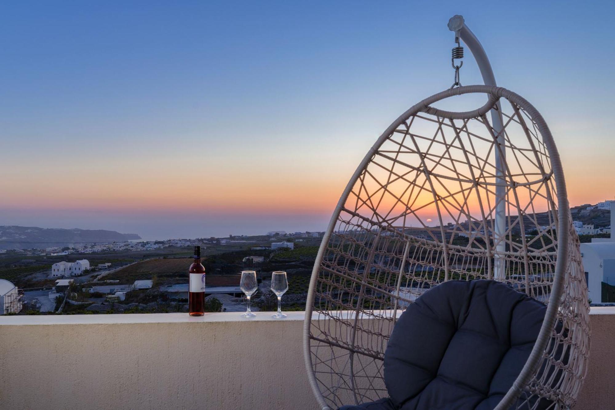 Cinnamon Villa With Private Hot Tub Pírgosz Kültér fotó