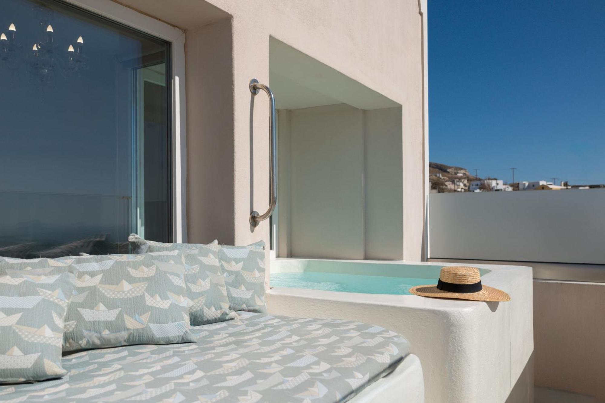 Cinnamon Villa With Private Hot Tub Pírgosz Kültér fotó