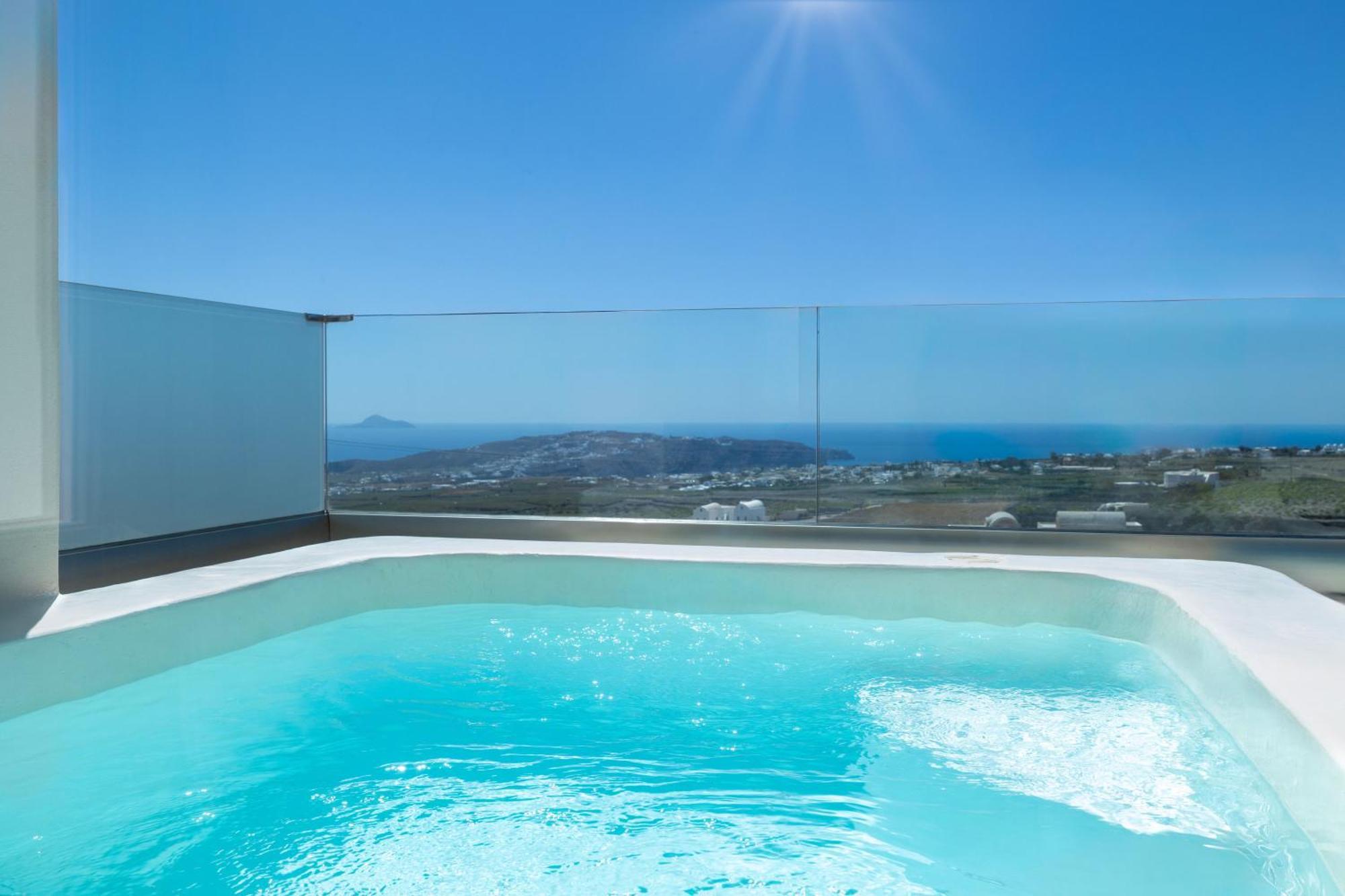 Cinnamon Villa With Private Hot Tub Pírgosz Kültér fotó